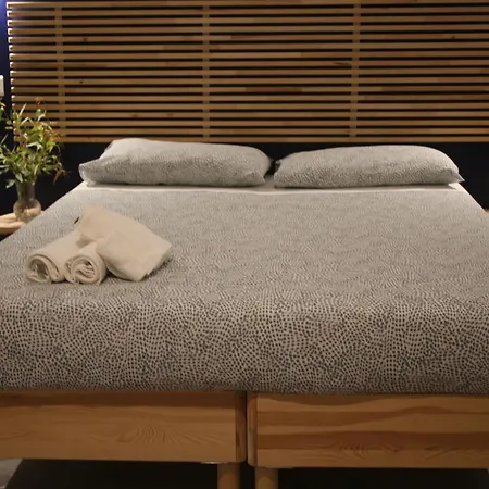 לינה וארוחת בוקר Levante