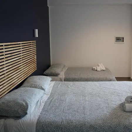 Levante לינה וארוחת בוקר מרינה די סקבוניאה