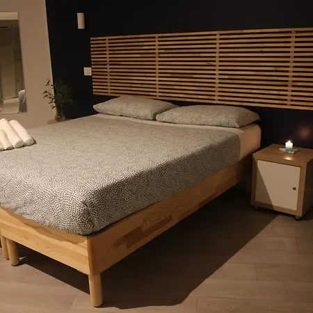 Levante לינה וארוחת בוקר מרינה די סקבוניאה