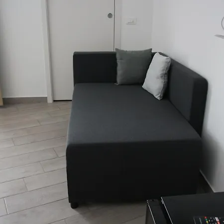 לינה וארוחת בוקר Levante מרינה די סקבוניאה