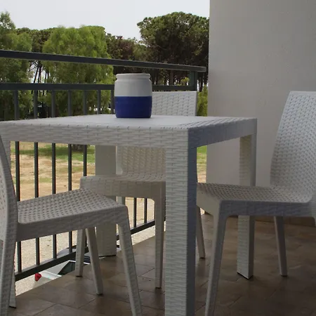 לינה וארוחת בוקר Levante 4*