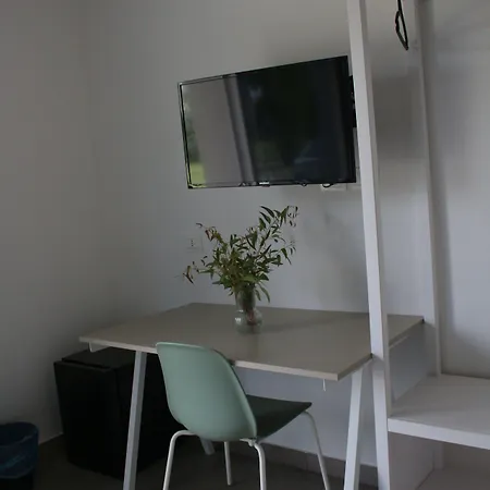 Levante לינה וארוחת בוקר מרינה די סקבוניאה